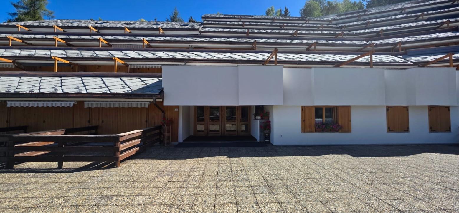 Bilocale Pila con Terrazzo e Posto Auto Coperto - Immagine# 3