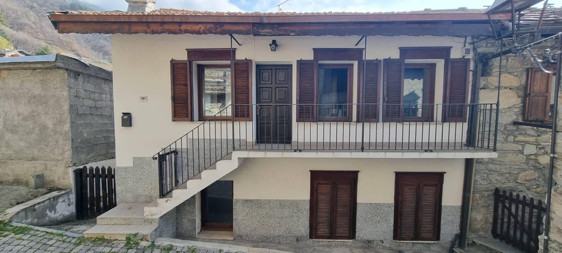Rif. 2 - Casa singola a Saint-Christophe - Immagine# 1
