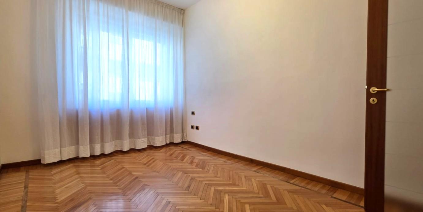 Quadrilocale signorile nel centro di Aosta - Immagine# 20